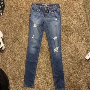American eagle super stretch ripped jeggings